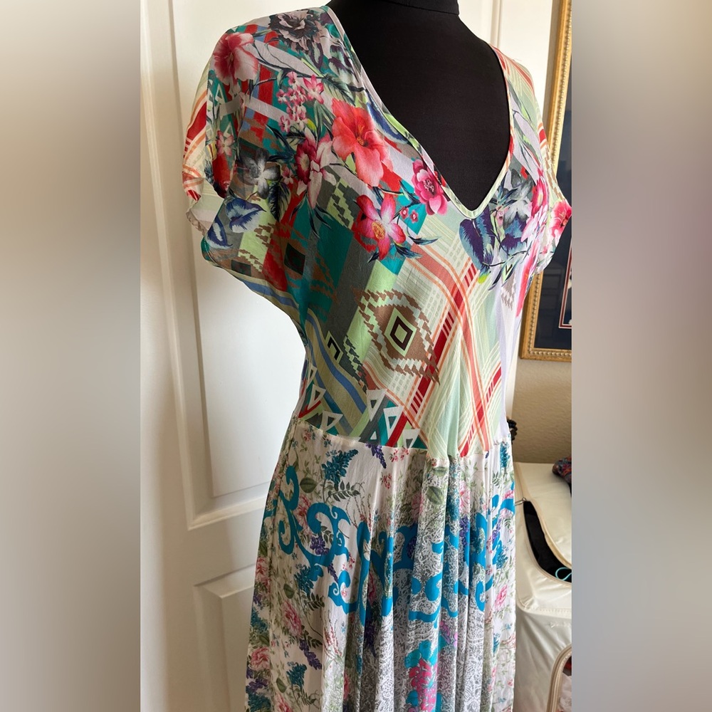Johnny Was 100% Chupra rayon, multicolored dress. Slip on. Sz. M - Picture 3 of 6